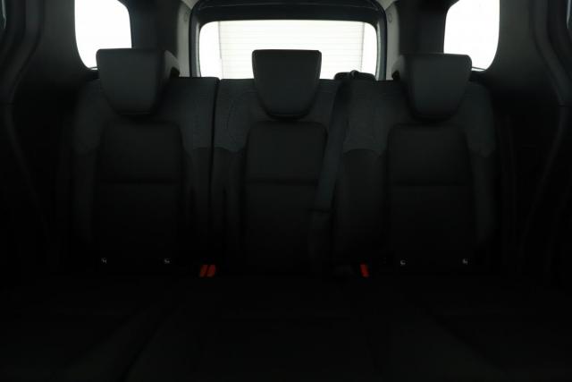 Nissan Townstar image 9