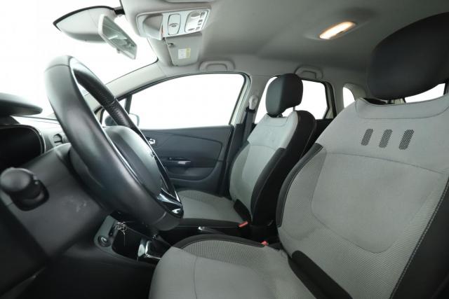Renault Captur image 8