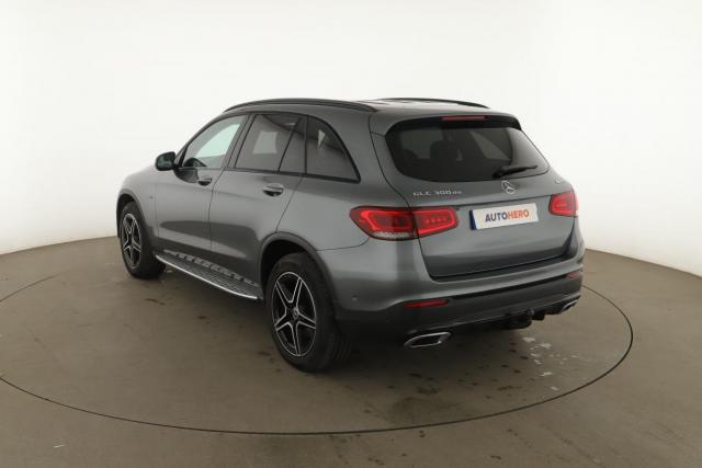 Mercedes Benz Glc image 2