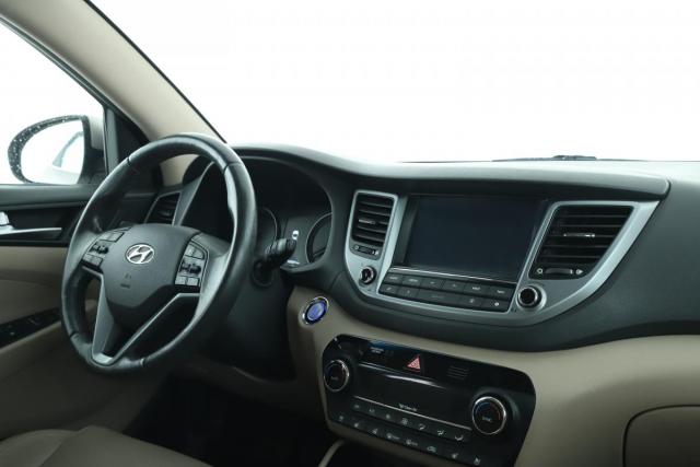 Hyundai Tucson image 8