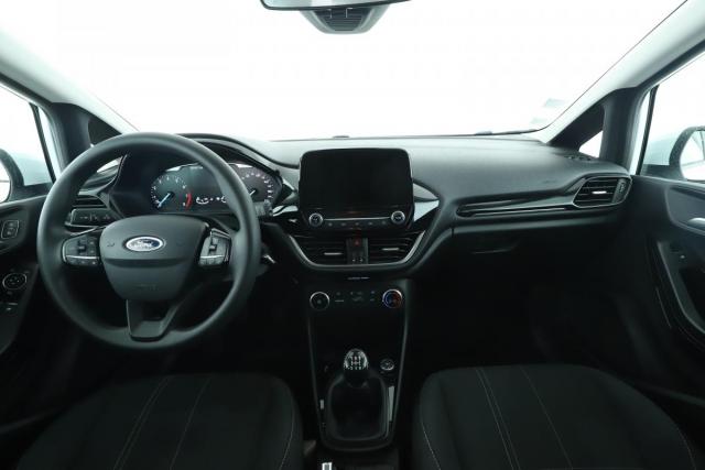 Ford Fiesta image 6