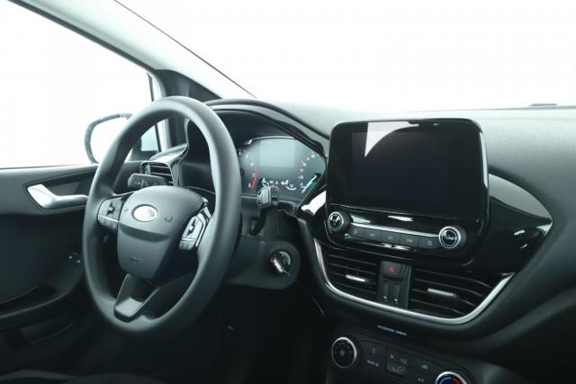 Ford Fiesta image 3
