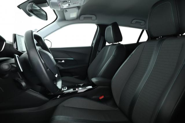 Peugeot 2008 image 7