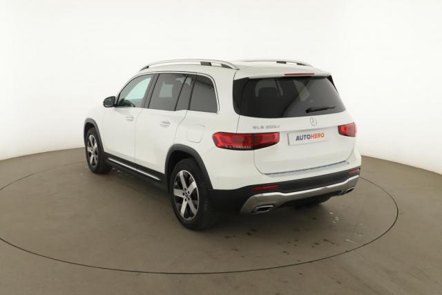 Mercedes Benz Glb image 2