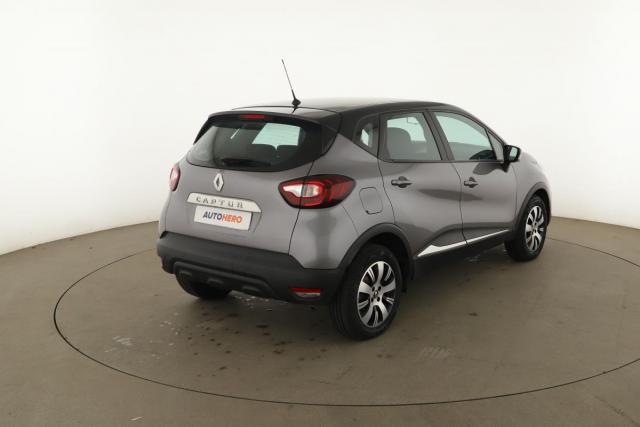 Renault Captur image 6