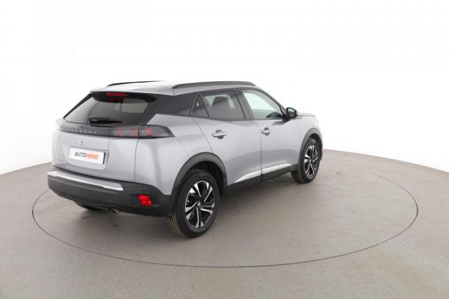 Peugeot 2008 image 2