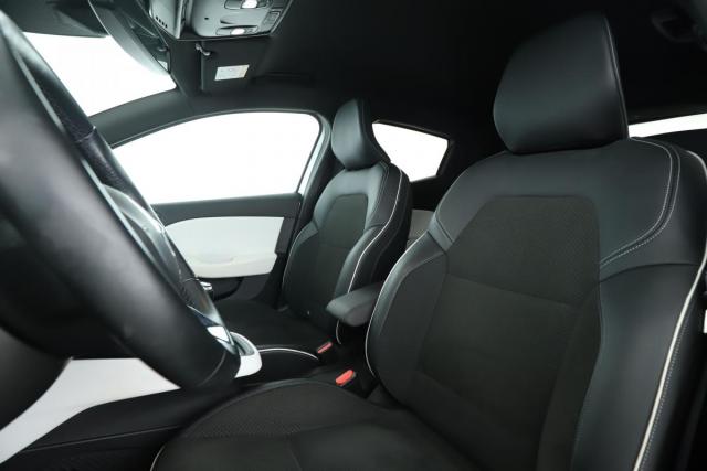 Renault Clio image 9