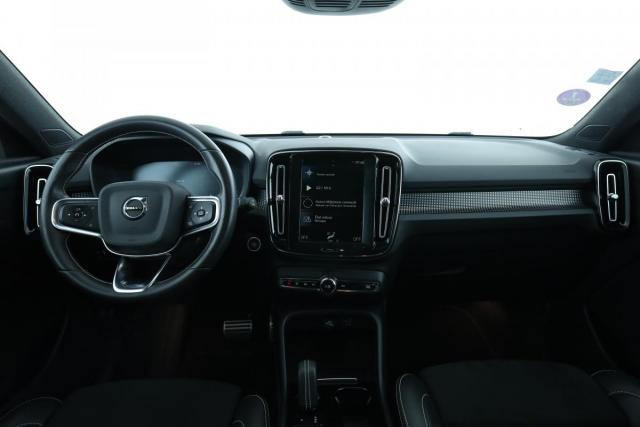 Volvo Xc40 image 3
