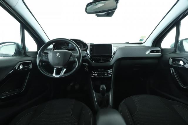 Peugeot 208 image 3