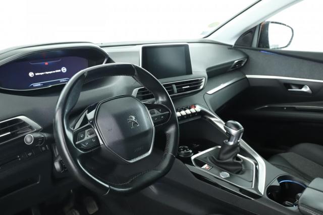 Peugeot 3008 image 8