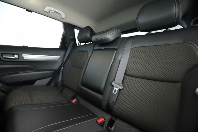 Renault Koleos image 2