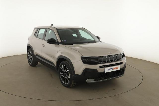 Jeep Avenger image 6