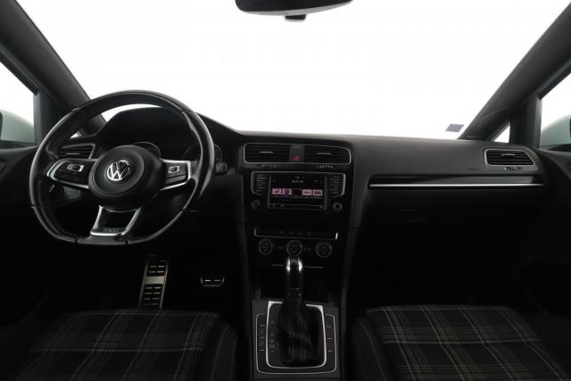 Volkswagen Golf image 5