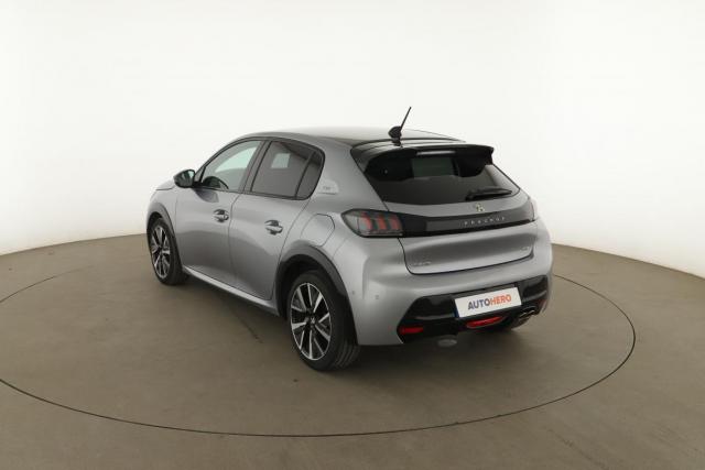 Peugeot 208 image 7