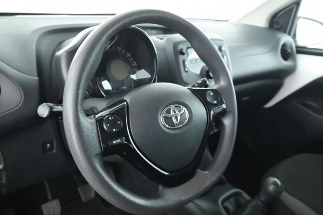 Toyota Aygo image 9