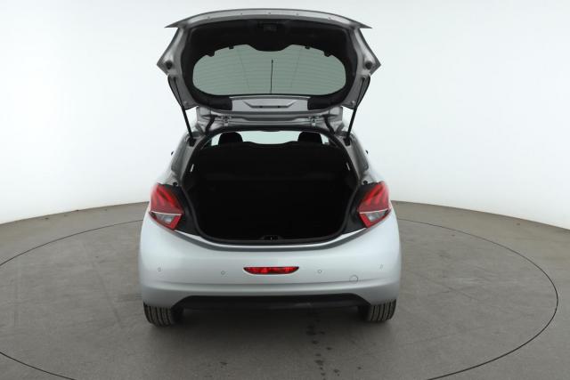 Peugeot 208 image 4