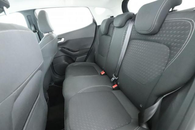 Ford Fiesta image 9