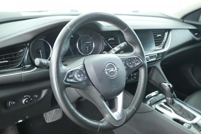 Opel Insignia image 3