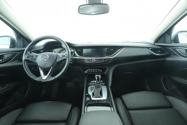 Opel Insignia image 9
