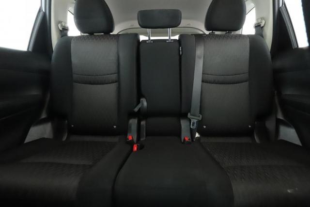Nissan X-Trail image 1