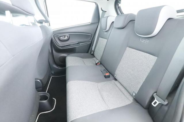 Toyota Yaris image 9