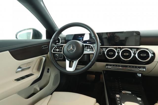 Mercedes Benz Cla image 3