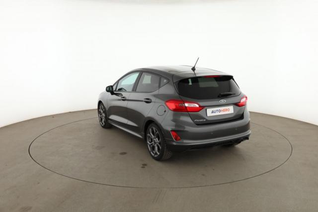 Ford Fiesta image 8