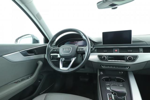 Audi A4 image 6