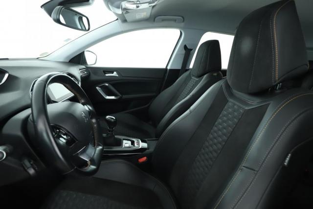 Peugeot 308 image 9