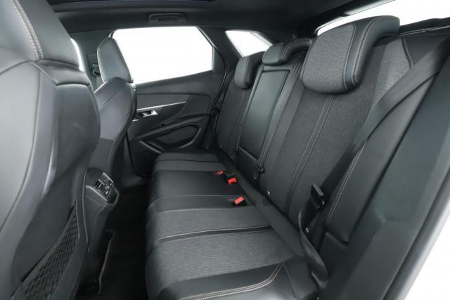 Peugeot 3008 image 9