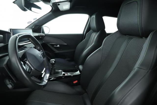 Peugeot 2008 image 4