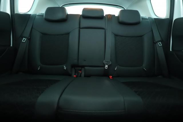 Peugeot 3008 image 1