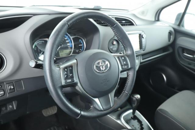 Toyota Yaris image 8