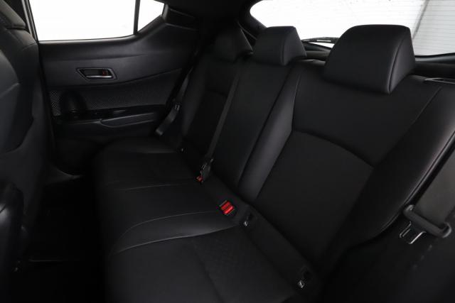 Toyota C-Hr image 4