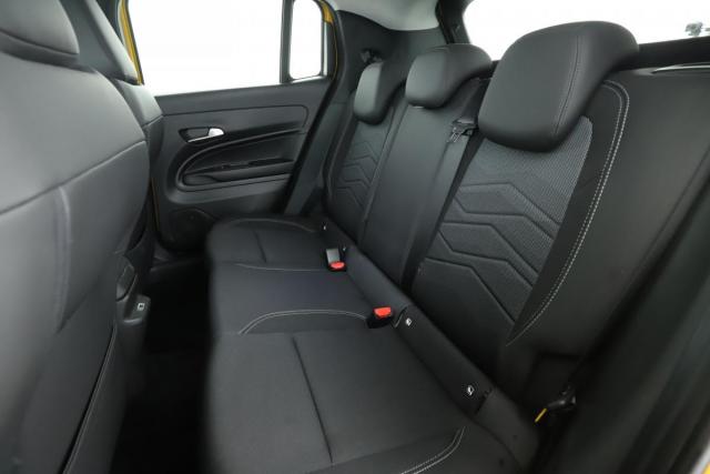 Jeep Avenger image 4