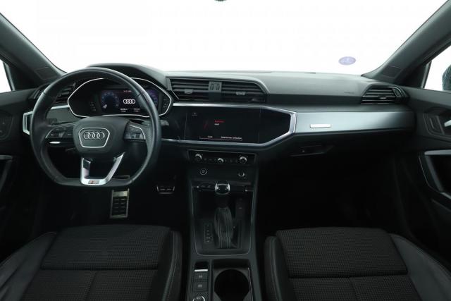 Audi Q3 image 3