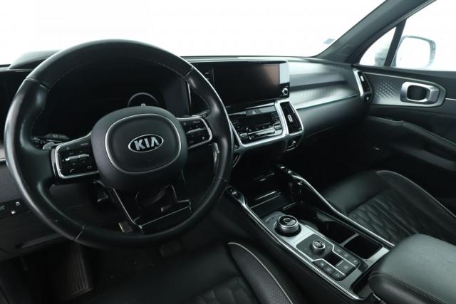 Kia Sorento image 3