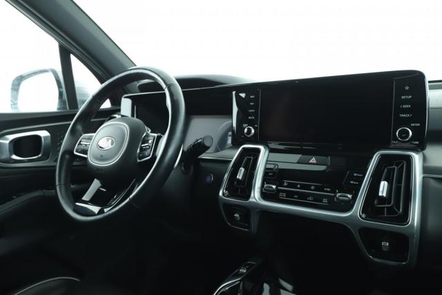Kia Sorento image 4