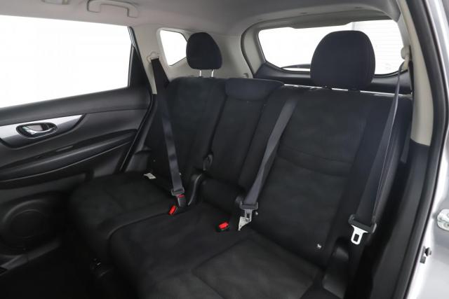 Nissan X-Trail image 4