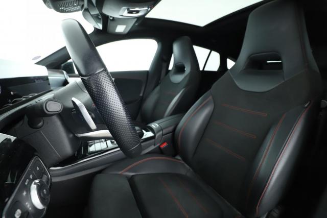 Mercedes Benz Cla Shooting Brake image 8