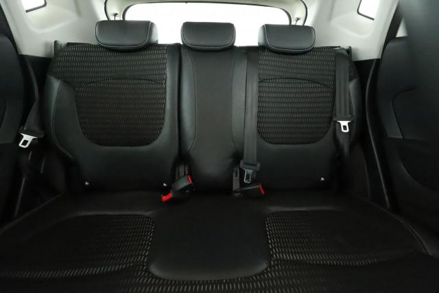 Renault Captur image 6