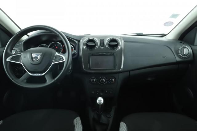 Dacia Sandero Ii image 2