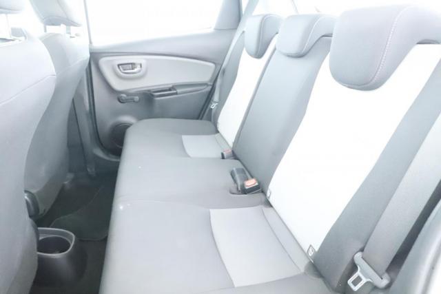 Toyota Yaris image 6