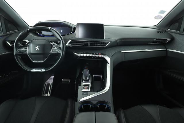 Peugeot 3008 image 3