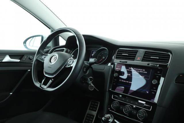 Volkswagen Golf image 7