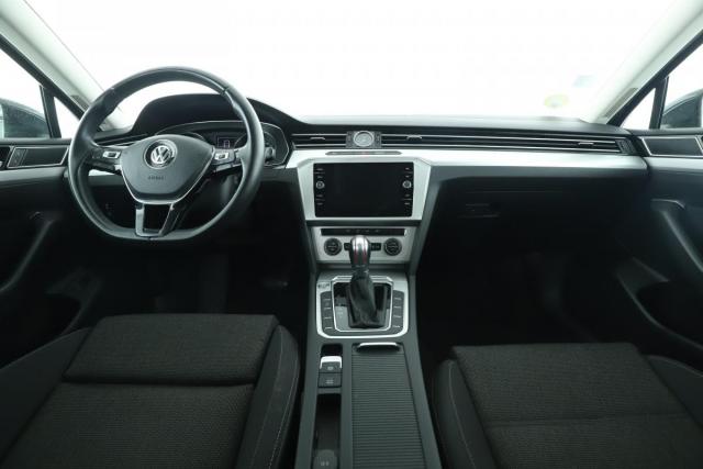 Volkswagen Passat Sw image 7