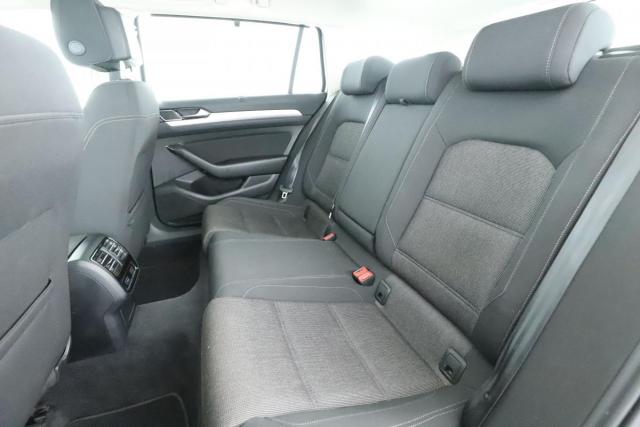 Volkswagen Passat Sw image 8