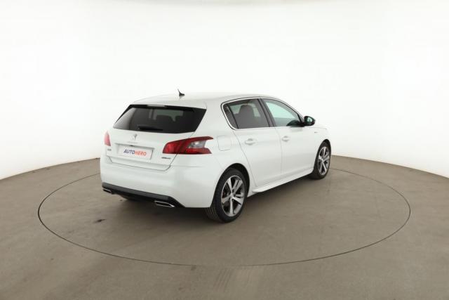 Peugeot 308 image 1