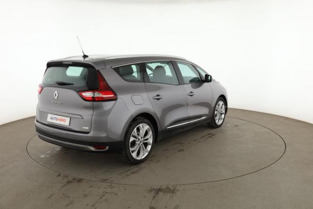 Renault Grand Scénic image 2