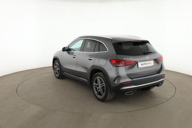 Mercedes Benz Gla image 6